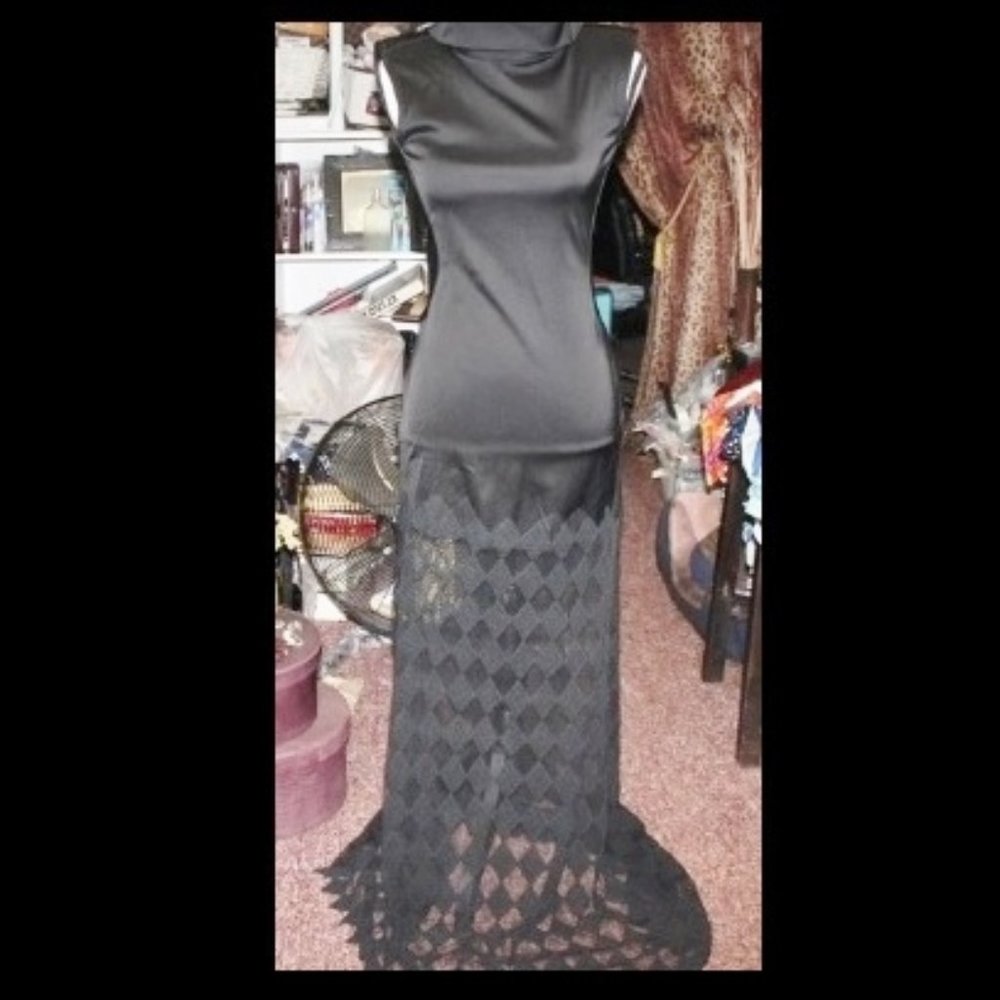 New $598 SEXY ASTIER LAND Jackie Long Maxi Peekaboo Bottom/Sides Dress 8 M